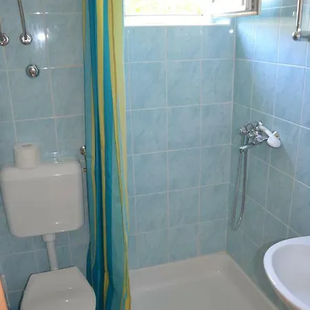 Apartment Pakostane, Jasminka