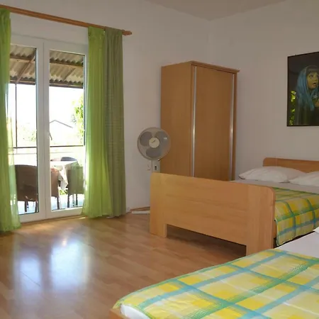 Pakostane, Jasminka Apartment *